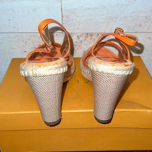 UNISA Women’s Orange Canvas Espadrille Wedge Sandals Size 8.5 - Picture 4 of 6
